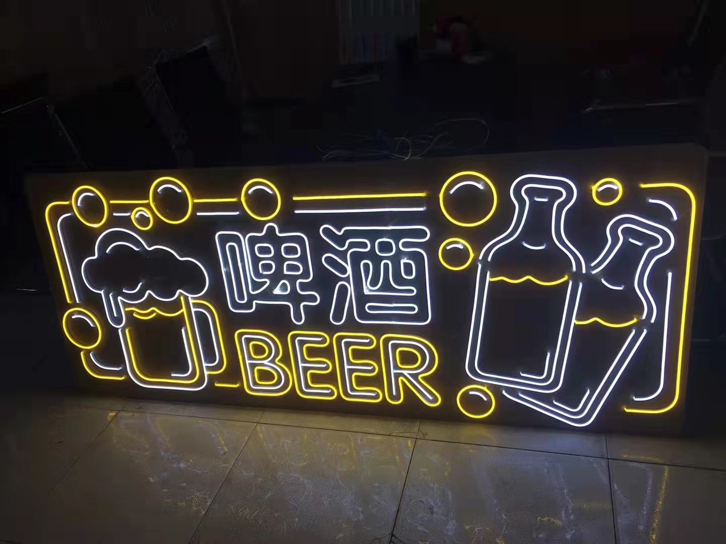 墻體發(fā)光字