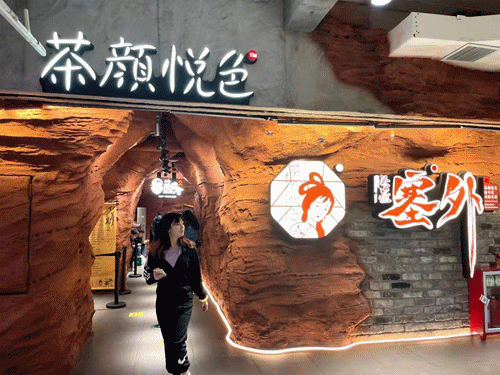 走訪長沙、重慶等地后，我總結(jié)出一套做燈箱廣告牌“吸金術(shù)”2